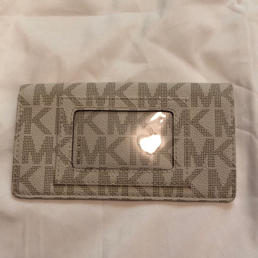 Michael Kors Check Holder